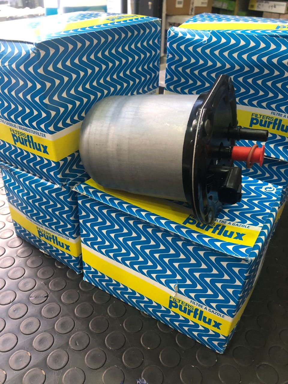 Mazot Filtre Kutusu Komple 1.5 Dci / Clio 4 / Clio Symbol / Dacia Duster / Dokker / Lodgy / Stepway